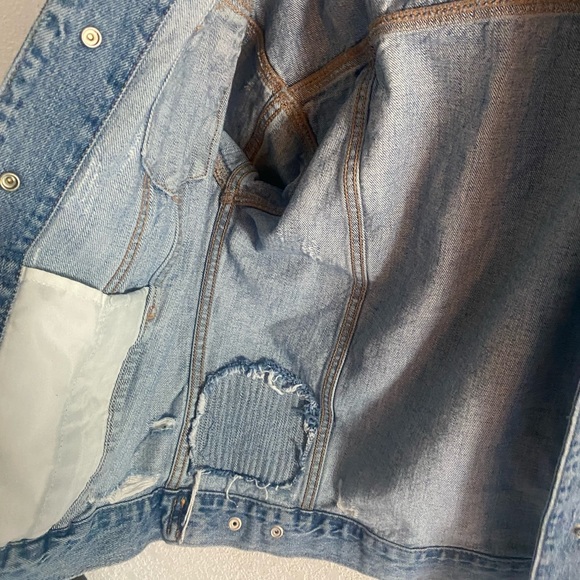 American Eagle Oversized Boyfriend Jean Jacket - Picture 10 of 11